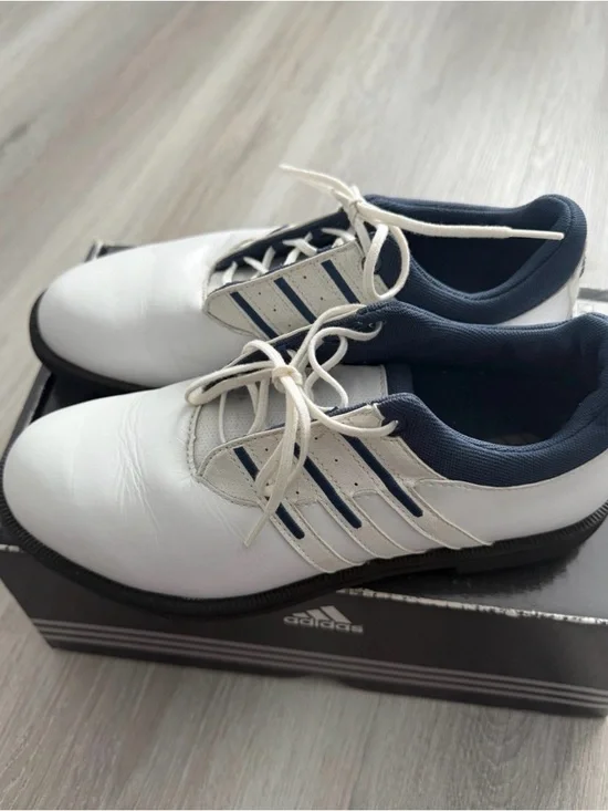 Adidas Women’s White Navy Golf Spikeless Lace Up Athletic Golf Shoes size 7 - Picture 3 of 10
